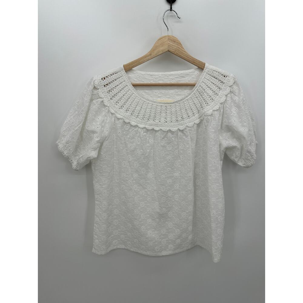 Solitaire Women Top White Embroidery Boho Feminine Floral Cotton Size Small
